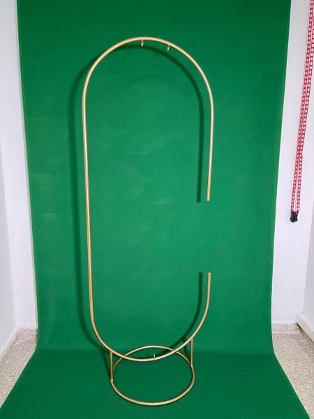 ستاند حديد قوس